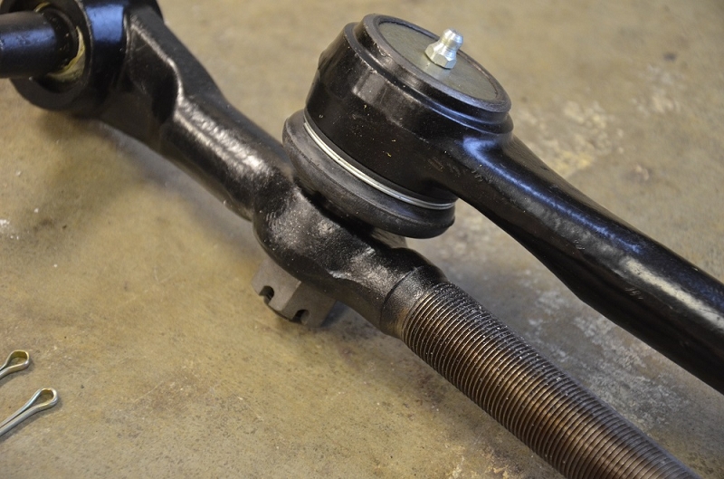 our ES2234L rod end is custom tapered in house  to accept the drag link