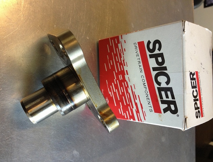 Dana 60 Lower King Pin Cap